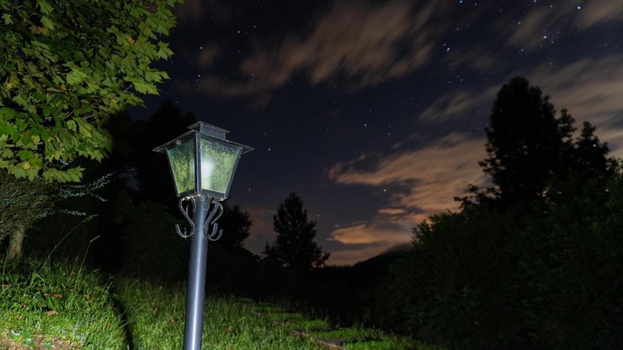 Pousada Alpes Santo Antônio do Pinhal Екстериор снимка